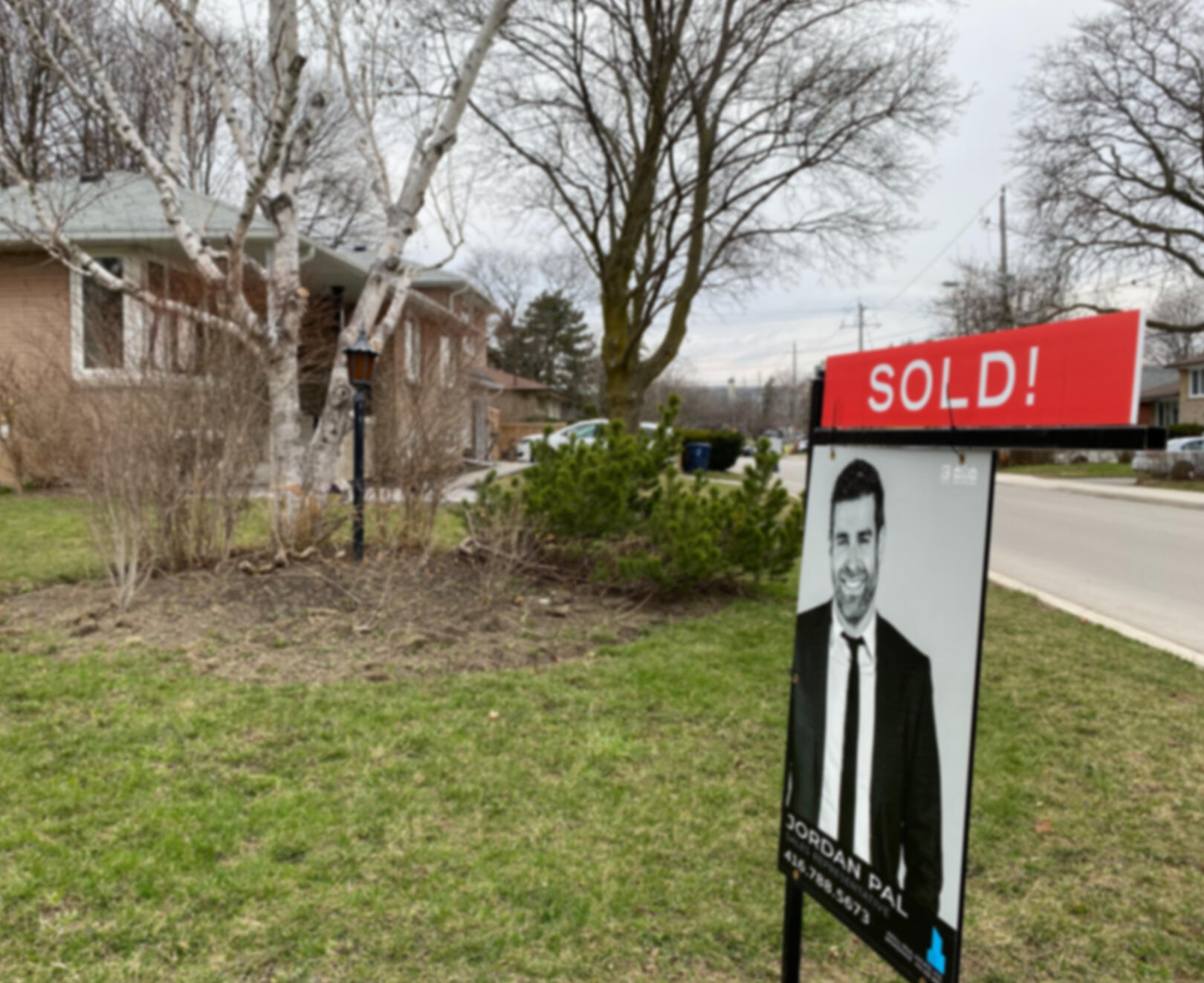 sold sign picture jordan pal group